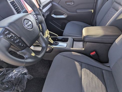 Certified 2024 Nissan Frontier SV w/ SV Convenience Package image 21