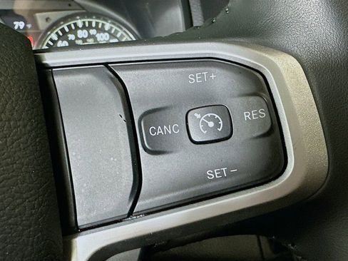 Used 2023 RAM 1500 Big Horn AWD/4WD image 23