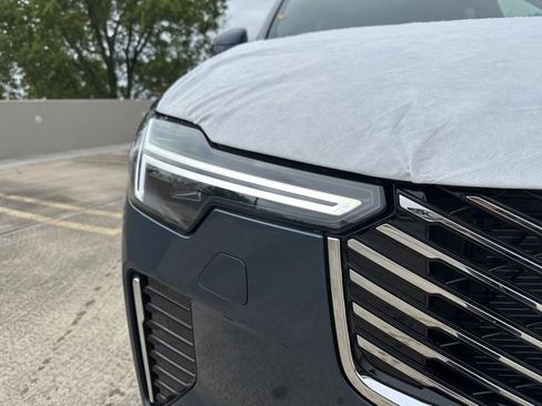 New 2026 Volvo XC90 B6 Plus w/ Protection Package Premier image 10