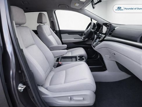 Used 2019 Honda Odyssey EX image 11