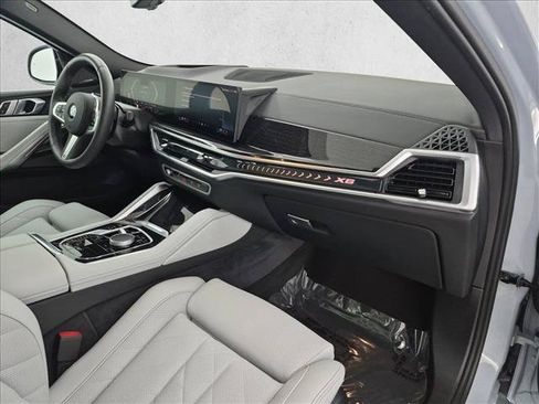 Used 2026 BMW X6 xDrive40i w/ Premium Package AWD/4WD image 26