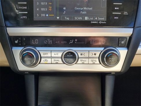 Used 2017 Subaru Outback 2.5i Premium image 32