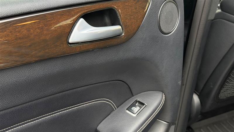 Used 2014 Mercedes-Benz ML 350 4MATIC image 37