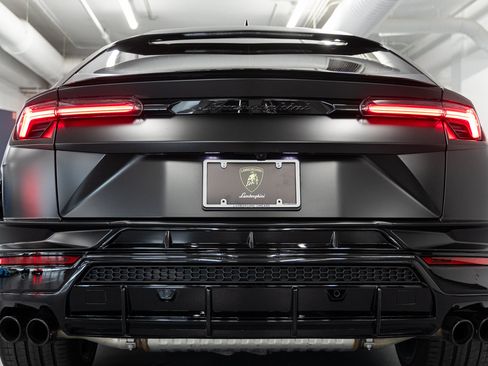 Used 2024 Lamborghini Urus S AWD/4WD image 22