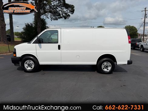 Used 2019 Chevrolet Express 2500 w/ Enhanced Convenience Package RWD image 1
