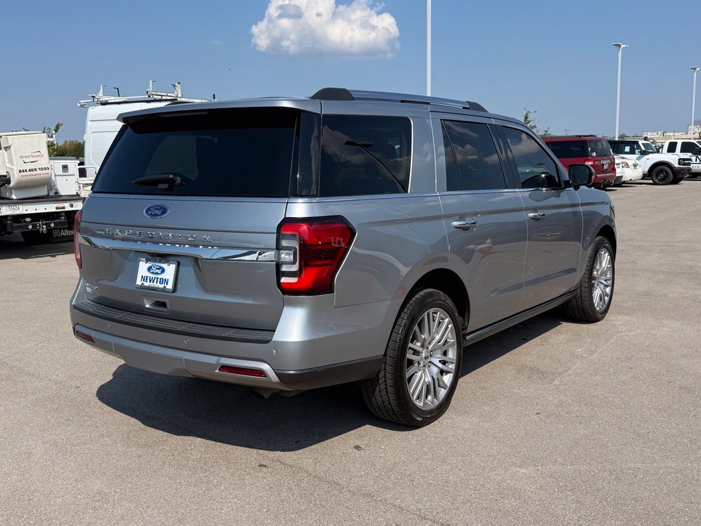 Used 2023 Ford Expedition Limited AWD/4WD image 41