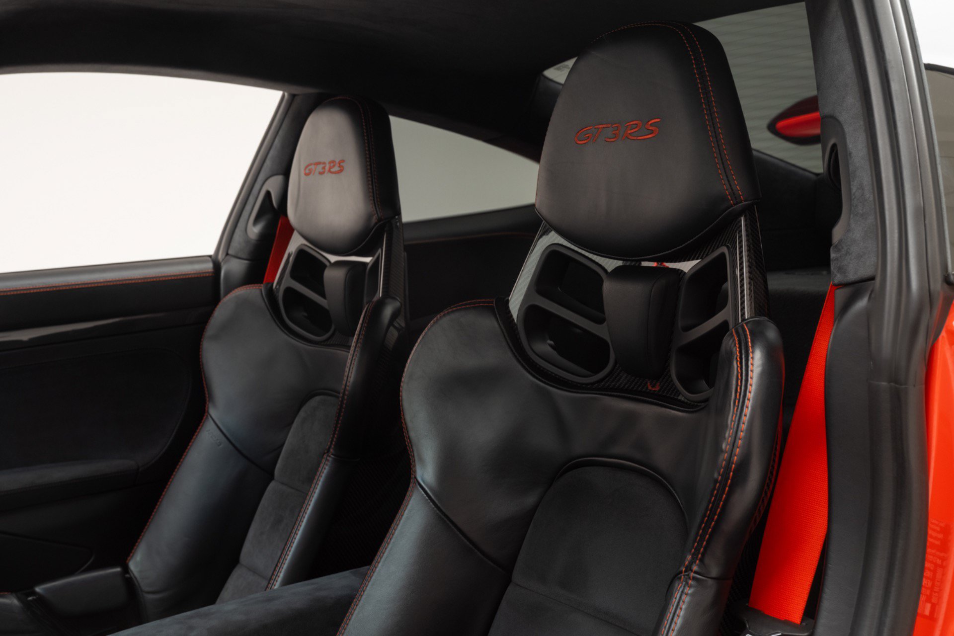 Used 2016 Porsche 911 GT3 RS RWD image 16