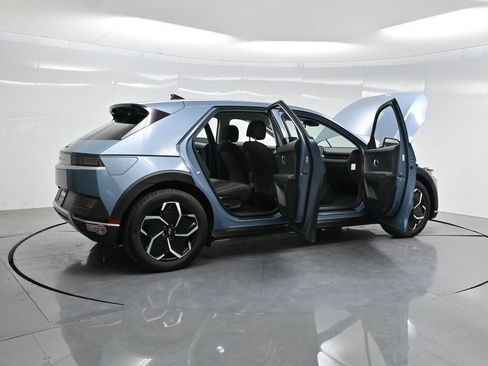 Used 2024 Hyundai Ioniq 5 SEL image 5