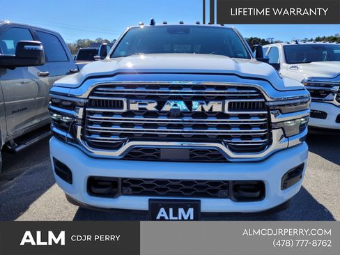 New 2026 RAM 2500 Limited AWD/4WD image 18
