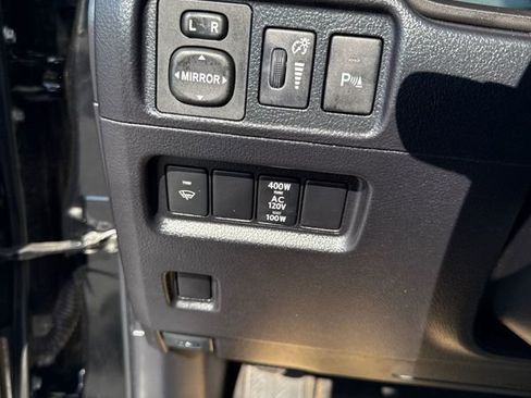 Used 2016 Toyota 4Runner Limited AWD/4WD image 17