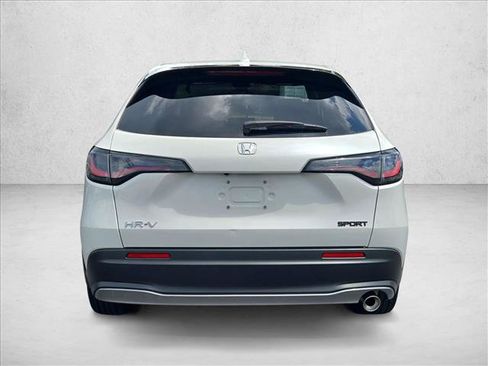 Certified 2025 Honda HR-V Sport image 7