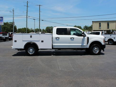 Used 2025 Ford F250 XL w/ FX4 Off-Road Package AWD/4WD image 7