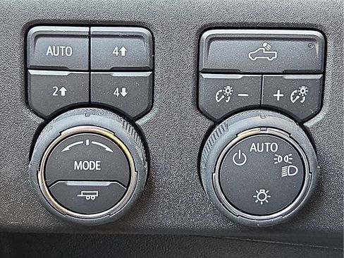 Used 2026 Chevrolet Silverado 1500 LT w/ All Star Edition Plus image 22