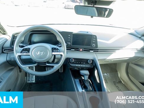 Used 2025 Hyundai Elantra Sport image 24