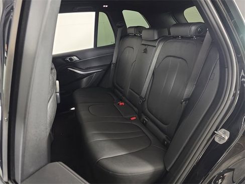 Used 2021 BMW X5 xDrive40i w/ Convenience Package image 19