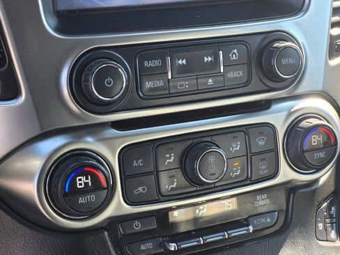 Used 2016 Chevrolet Suburban LTZ image 34