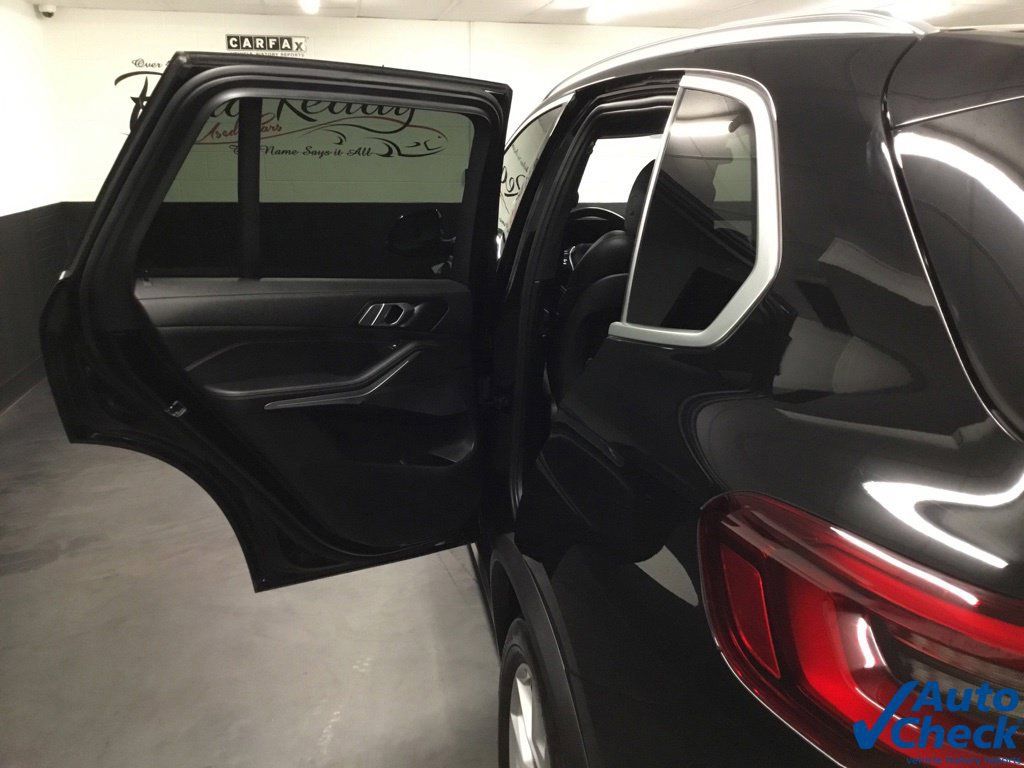 Used 2023 BMW X5 xDrive40i w/ Premium Package AWD/4WD image 29