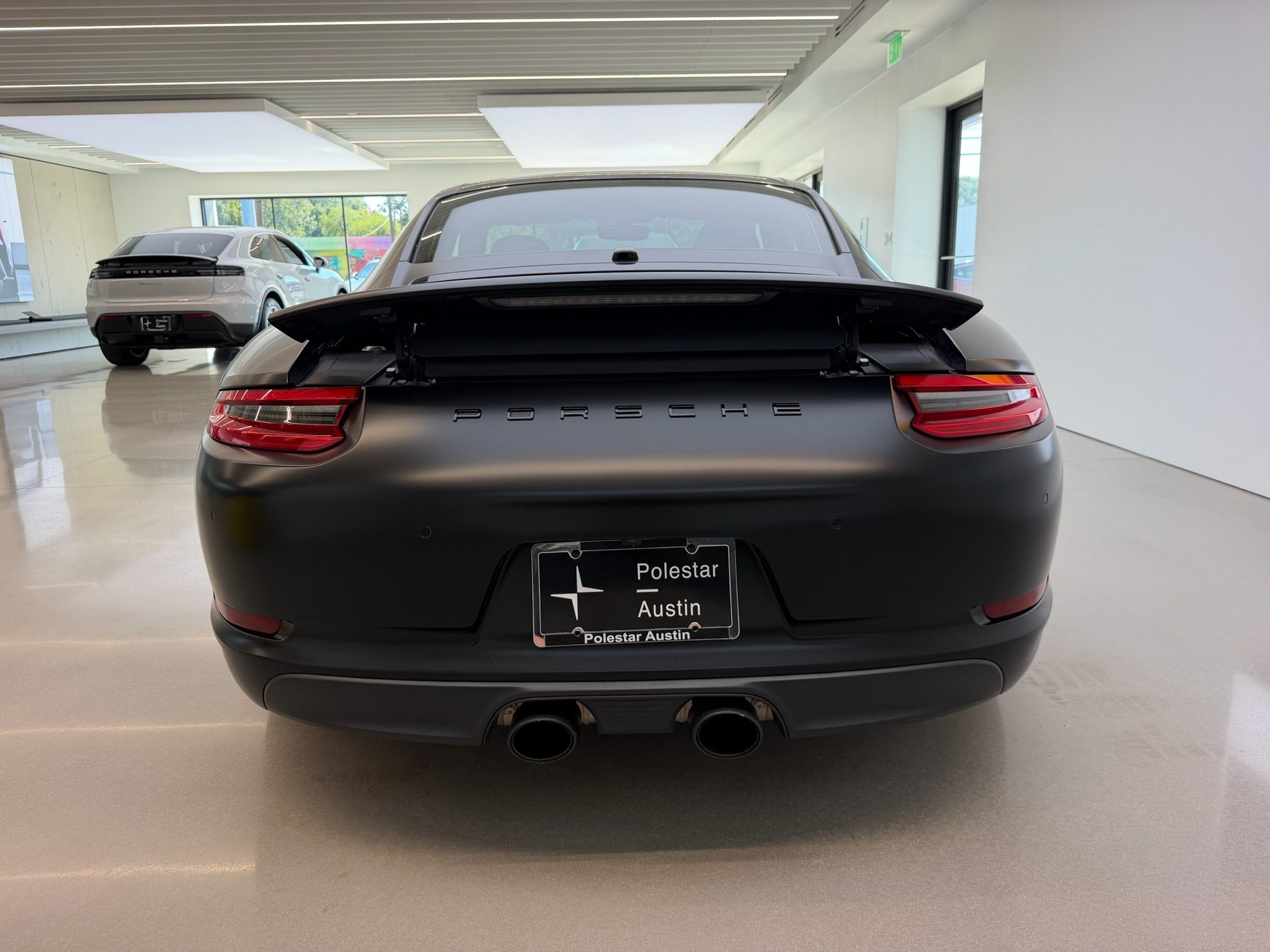 Used 2017 Porsche 911 Carrera S RWD image 6