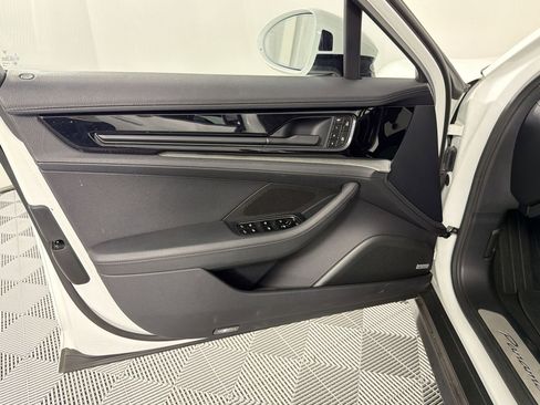 Certified 2024 Porsche Panamera image 14