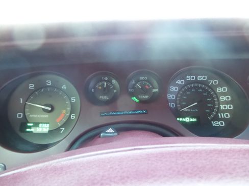 Used 1995 Buick Riviera Coupe image 58