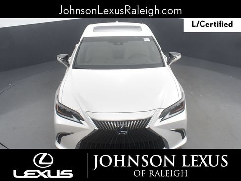 Used 2021 Lexus ES 300h Ultra Luxury w/ Accessory Package 2 FWD image 23