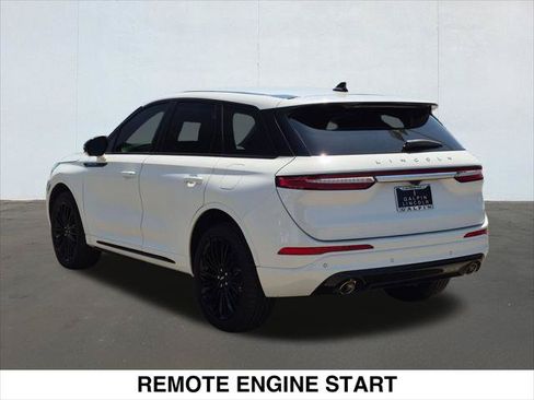 Certified 2024 Lincoln Corsair AWD w/ Equipment Group 101A image 7