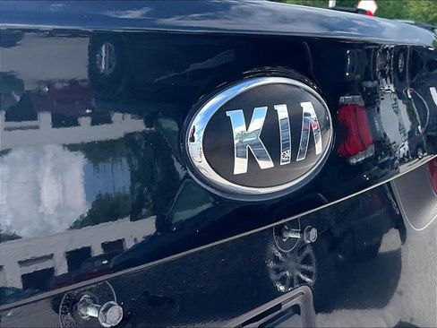 Used 2016 Kia Forte LX FWD image 9