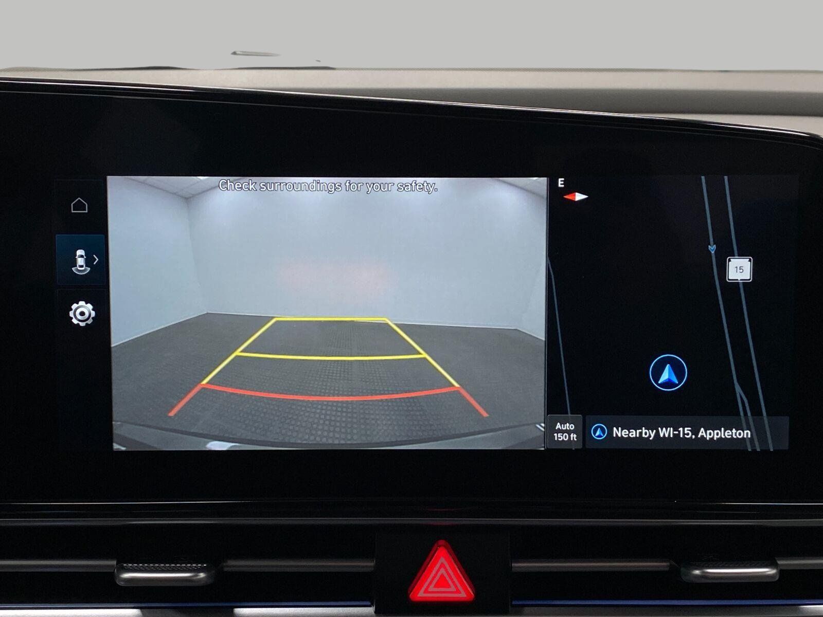 Used 2025 Hyundai Elantra SEL FWD image 24