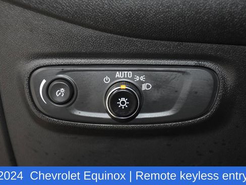Used 2024 Chevrolet Equinox LT image 9