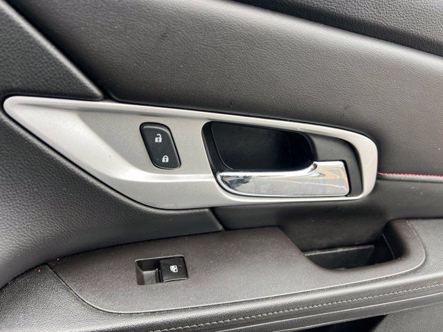 Used 2016 GMC Terrain SLE w/ Convenience Package FWD image 31
