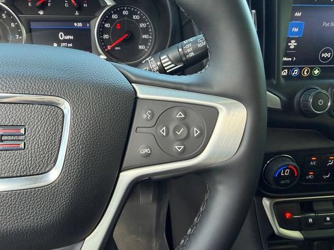 Used 2023 GMC Terrain SLT w/ Elevation Edition FWD image 18