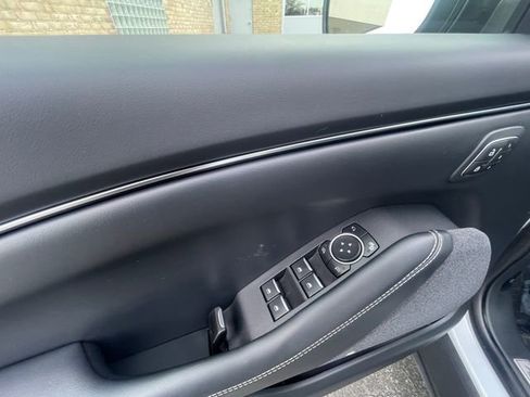 Used 2022 Ford Mustang Mach-E Premium image 11