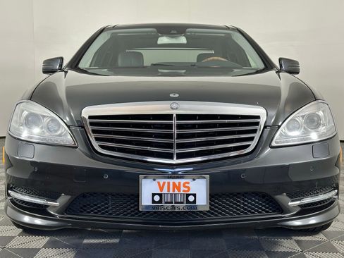 Used 2011 Mercedes-Benz S 550 4MATIC image 23