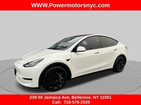 Used 2021 Tesla Model Y Long Range AWD/4WD image 1