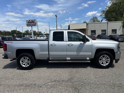 Used 2017 Chevrolet Silverado 1500 LT w/ All Star Edition AWD/4WD image 8