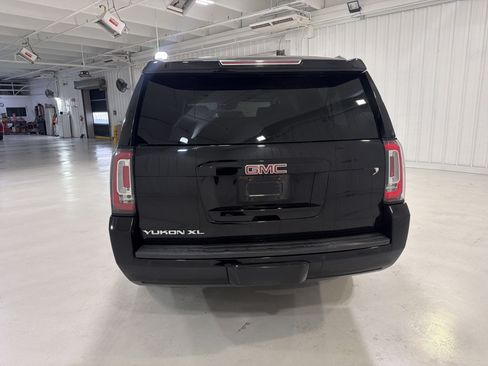 Used 2019 GMC Yukon XL SLT w/ Open Road Package RWD image 4
