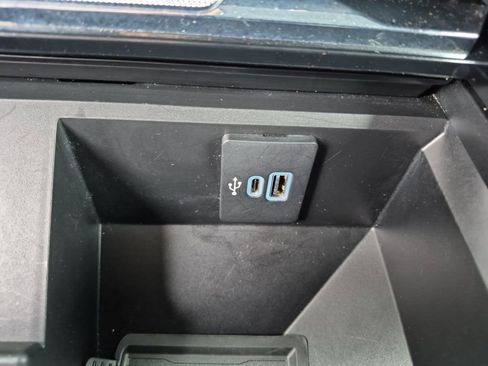 Used 2024 Ford F250 Lariat AWD/4WD image 18