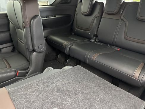 New 2025 Nissan Armada SL w/ Captain's Chari Seat Package RWD image 14