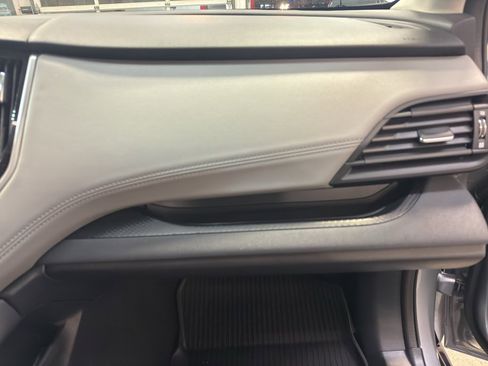 Used 2022 Subaru Outback Premium image 23