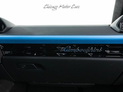 Used 2023 Lamborghini Huracan Tecnica image 25