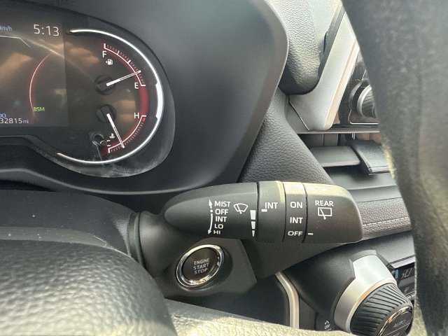 Used 2025 Toyota RAV4 XLE AWD/4WD image 29