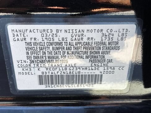 Used 2025 Nissan Versa SV FWD image 23
