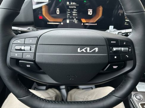 New 2026 Kia Sportage EX image 25