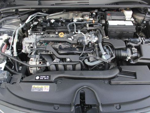 Used 2026 Toyota Corolla SE w/ SE Package FWD image 41