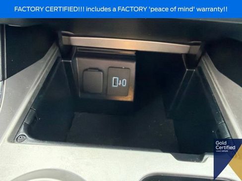 Used 2023 Ford Explorer XLT w/ Equipment Group 202A AWD/4WD image 38