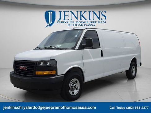 Used 2023 GMC Savana 2500 Extended w/ Driver Convenience Package RWD image 9