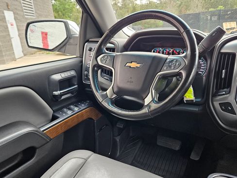 Used 2018 Chevrolet Silverado 1500 LTZ AWD/4WD image 9