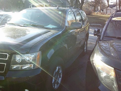 Used 2010 Chevrolet Tahoe LT image 7