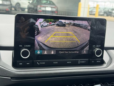 Used 2023 Honda Accord EX image 30