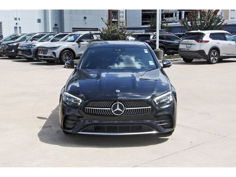 Used 2022 Mercedes-Benz E 350 Sedan image 2